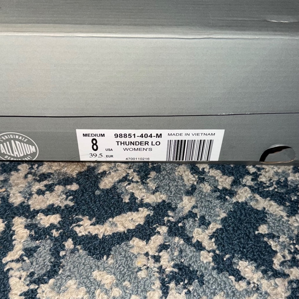 Palladium woman’s Thunder Lo